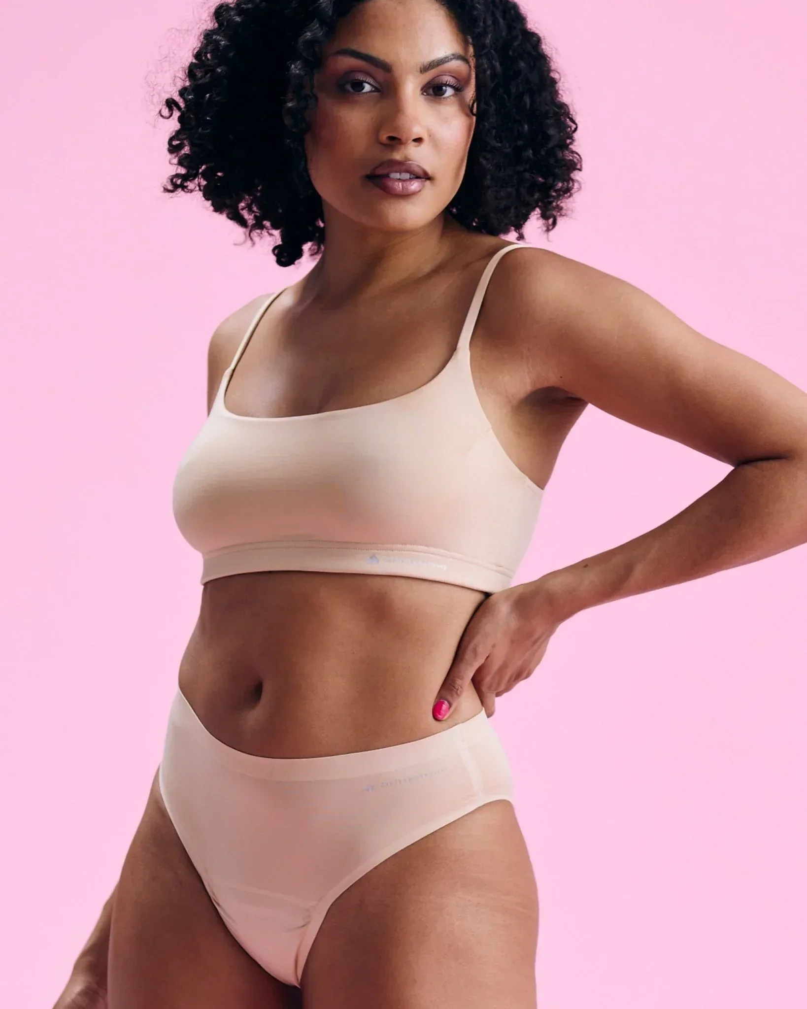 Nïpples Bralette SEAMLESS - Image 3