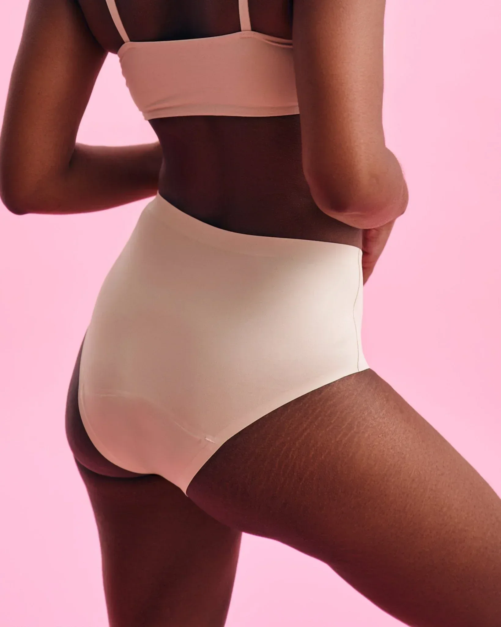 Period Panty – Extra Strong – Hipster SEAMLESS 1.0 - Image 9