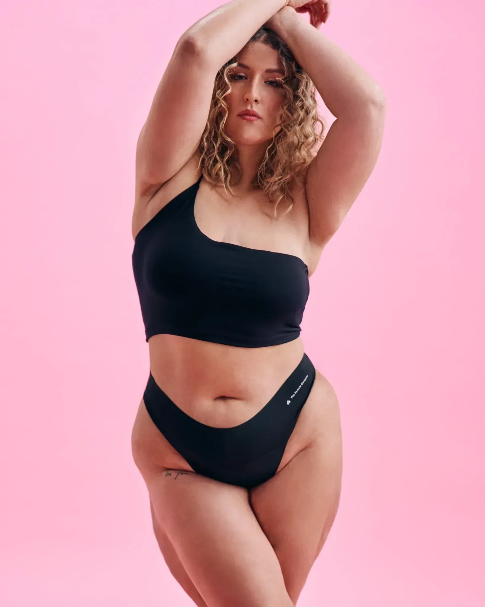 Period Panty – Medium – Tanga SEAMLESS - Image 7