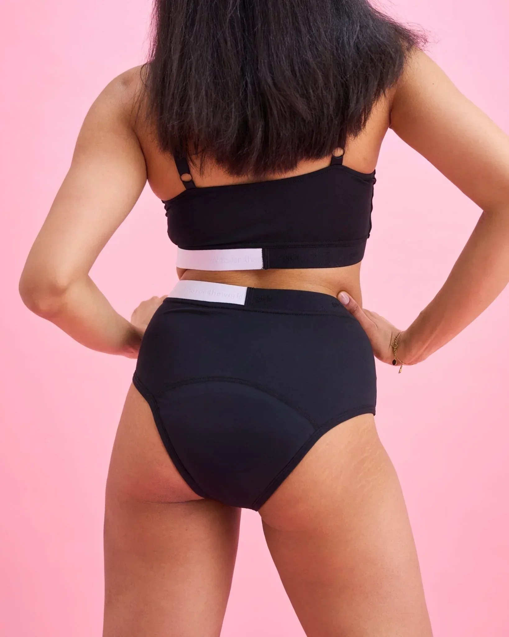 Period Panty – Ultra Strong – Highwaist V-Cut - Image 5