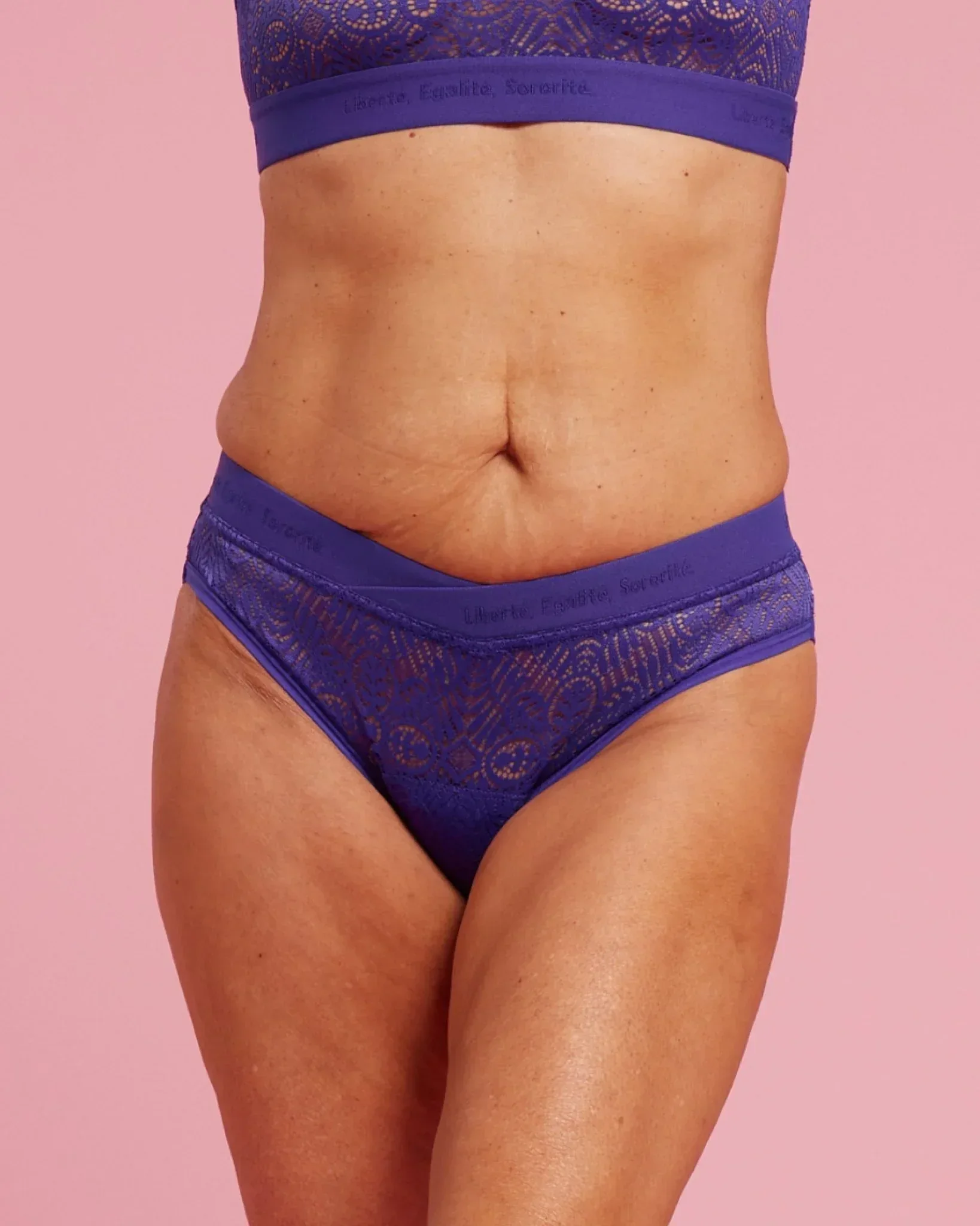 Period Panty - Ultra Strong – Slip V-Cut LACE - Image 4