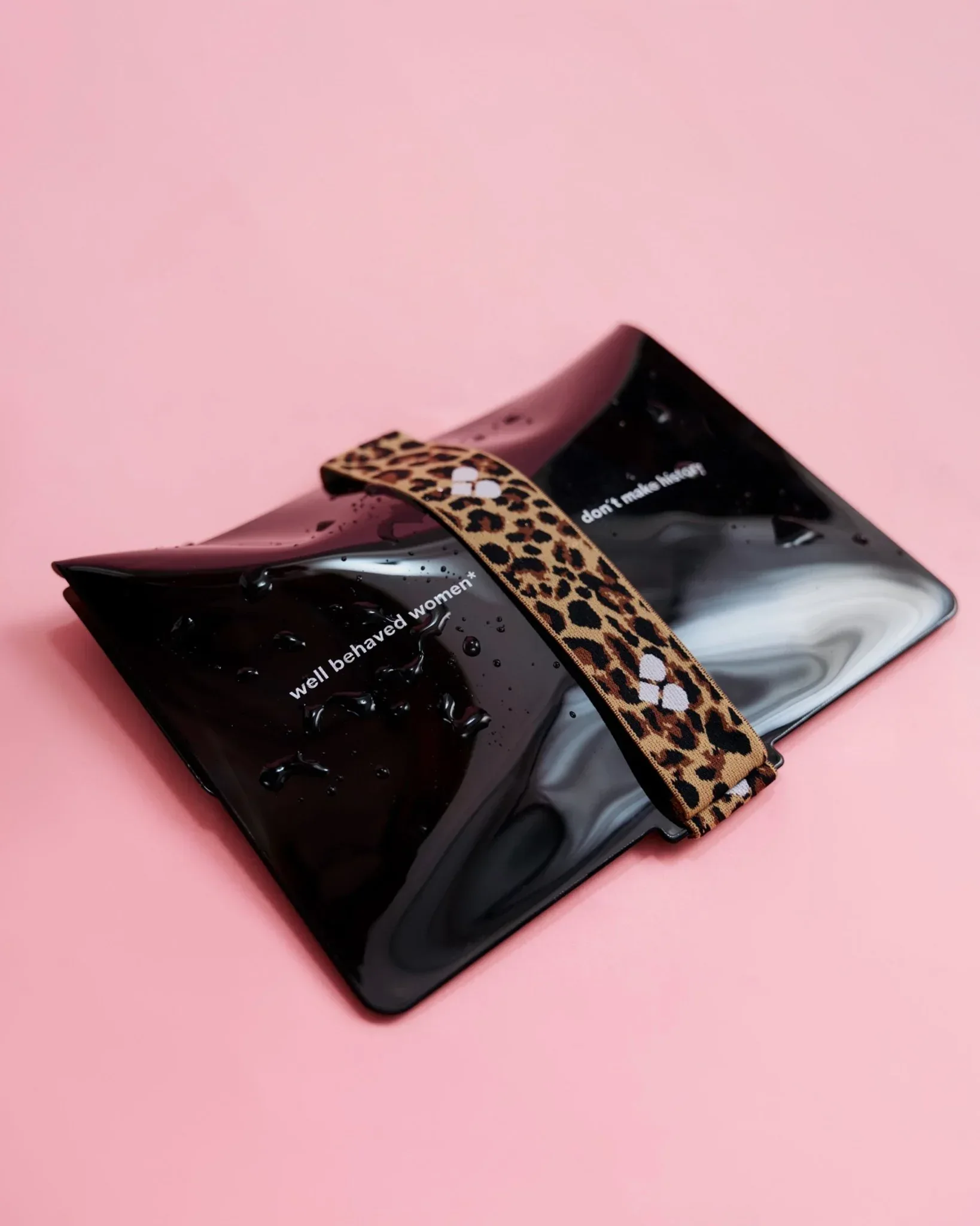 Wetbag - black LEO - Image 4