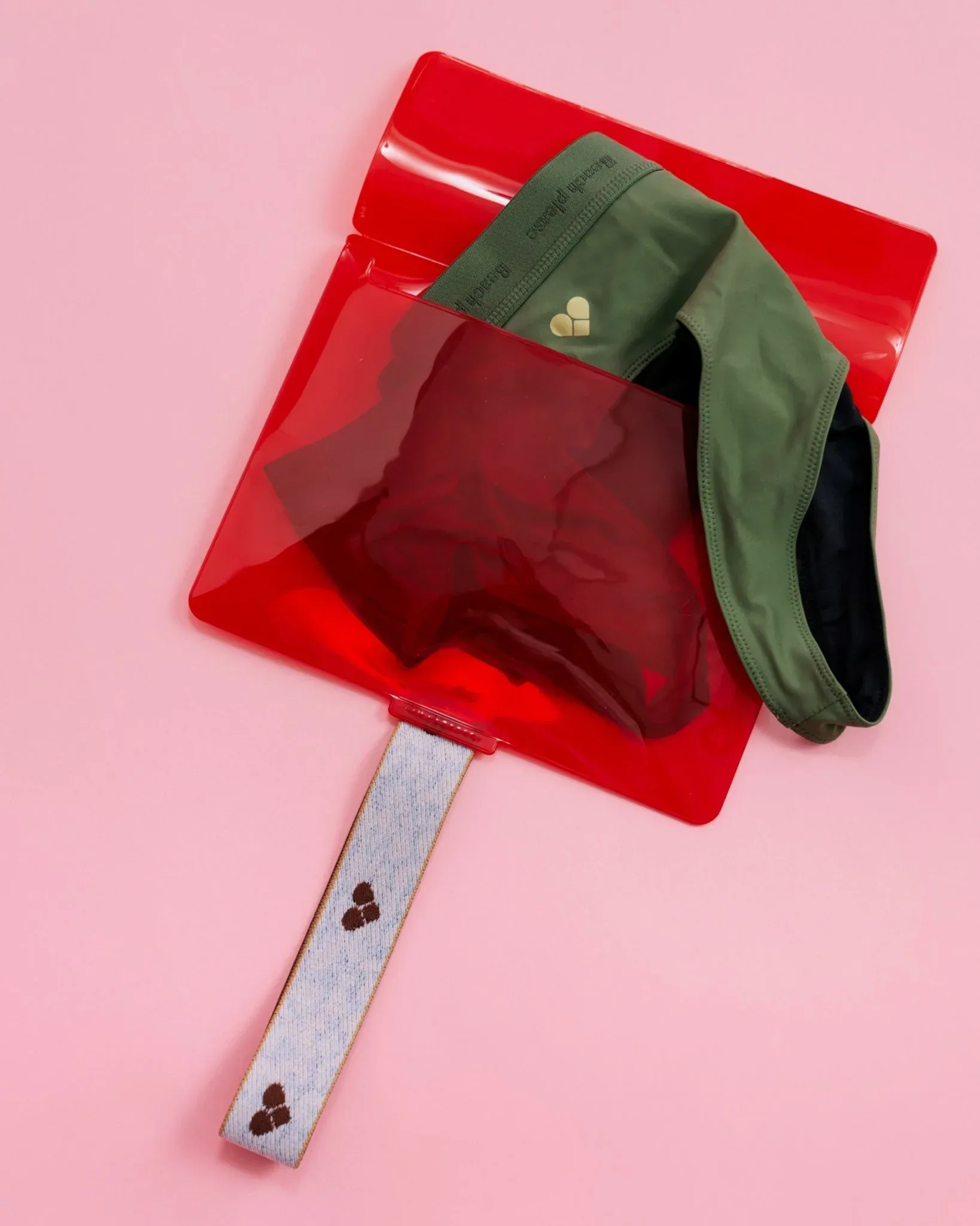Wetbag - red LEO - Image 4